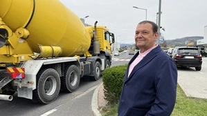 Eduard Posch, Gemeinderat in Pinkafeld, befürchtet ab 2027 ein erhöhtes Verkehrsaufkommen von Lkw im Ortsgebiet