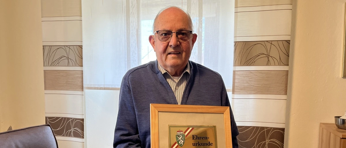 Für seine zahlreichen Vereinstätigkeiten wurde Gerngroß auch bereits geehrt – hier von der Gemeinde St. Magdalena für die Verdienste als Tourismusverantwortlicher