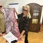 Kriminalbeamter und Hobbyhistoriker Joe Posch mit Gaby Jedliczka vom Museum Pfeilburg