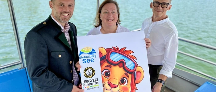 Setzen auf die vielseitig anwendbare Kraft des „See-Löwen“ als Marketing-Instrument: Bürgermeister Philipp Hirzberger, Karin Winkler von der Geschäftsleitung der Tierwelt Herberstein und Stephanos Berger von der Wiener Agentur Cidcom