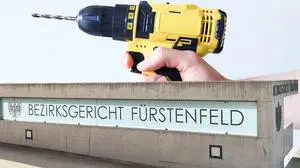 Angeklagter: „Frau Rat, ich bin kein ,Fladerant‘, schauen Sie nach. Stehlen tu‘ ich nicht, der letzte Einbruchdiebstahl war 1994“