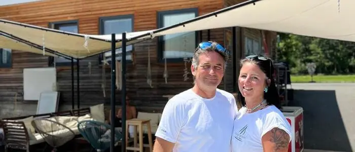 Sven Reiger und Christin Hanser von der Surf- und Segelschule Reiger am Stubenbergsee