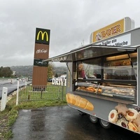 Der Backtrailer der Bäckerei Bayer in Hartberg, der seit November 2023 neben 
Mc Donald‘s zu finden ist: „Hier soll bis zur zweiten Jahreshälfte eine eigene Filiale per Container-System entstehen“