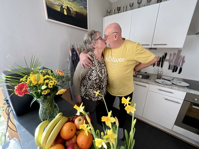 Annemarie Wolf und Karl Peter („Charly“) Fras haben sich über die Sendung gefunden. „Ich habe eine Frau gesucht und 25 Personen bekommen“, freut sich Fras fünf Jahre danach