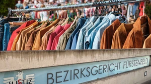 Der Anhänger sei fest verschlossen gewesen, so die Besitzerin: „Wir hatten schon Videokameras, jetzt haben wir noch mehr“