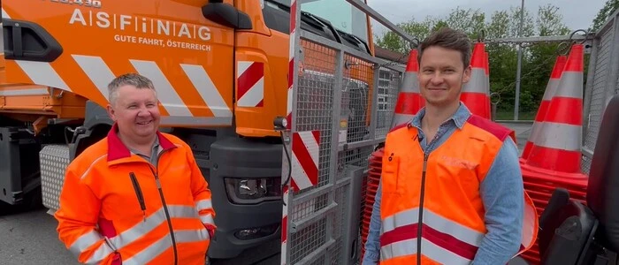 Christian Lehner und Patrick Janisch von den Autobahnmeistereien Ilz und Markt Allhau sind sich einig: „Das größte Problem auf der Autobahn ist Ablenkung durchs Handy“