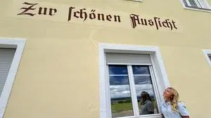 Seit 2013 ist Gabriele Jahn dabei, das Gebäude herzurichten: „Es war alt und verfallen, aber auch der schönste Platz. Mein persönliches Hinterholz 8“