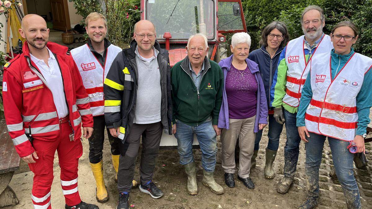 René Neuhauser (RK), Kevin Loigge (Team Österreich), Bürgermeister von Lafnitz Andreas Hofer, Albert, Margarethe und Barbara Pichler mit Hans Höfler (Team Österreich) und Erika Böchheimer (Team Österreich)