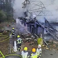Die Feuerwehren Bierbaum, Bad Blumau, Fürstenfeld und Burgau waren im Einsatz, um das Feuer auf dem Gelände eines oststeirischen Sprossenherstellers unter Kontrolle zu bringen