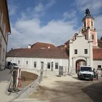 Zankapfel Parkplätze: Die Neugestaltung des Pöllauer Schulplatzes stößt nicht bei allen auf Freude