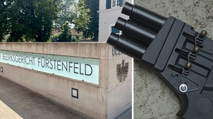 Der Mann, der von seinem Nachbarn mit einer Pfefferspray-Pistole angeschossen wurde, musste fünf Tage in Krankenstand. „Ich will ihm nicht die Hand geben, ich fürchte mich“