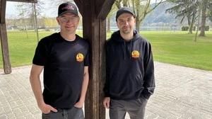 Der „Tante Marta‘s“-Kiosk (bisher „Hartl am See“) von Anton und Michael Hofer öffnet am 1. Mai mit Pizza, Pasta, Salaten und Saisonartikeln. Nur wenige Meter weiter starten auch Ines und Andreas Holzerbauer mit dem „Soul am See“