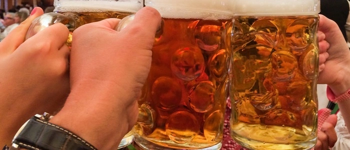 In Ischgl: Acht Verletzte bei Attacke mit Bierglas (Sujet)