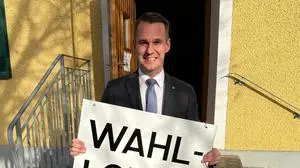 Bildungslandesrat Stefan Hermann (FPÖ) ist heute Wahlbeisitzer