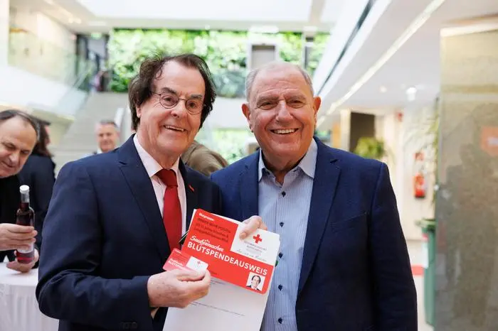 24.11.2025, AUT, Ecoport, Hans-Roth-Straße, Feldkirchen bei Graz, SAUBERMACHER - BLUTSPENDEAKTION 