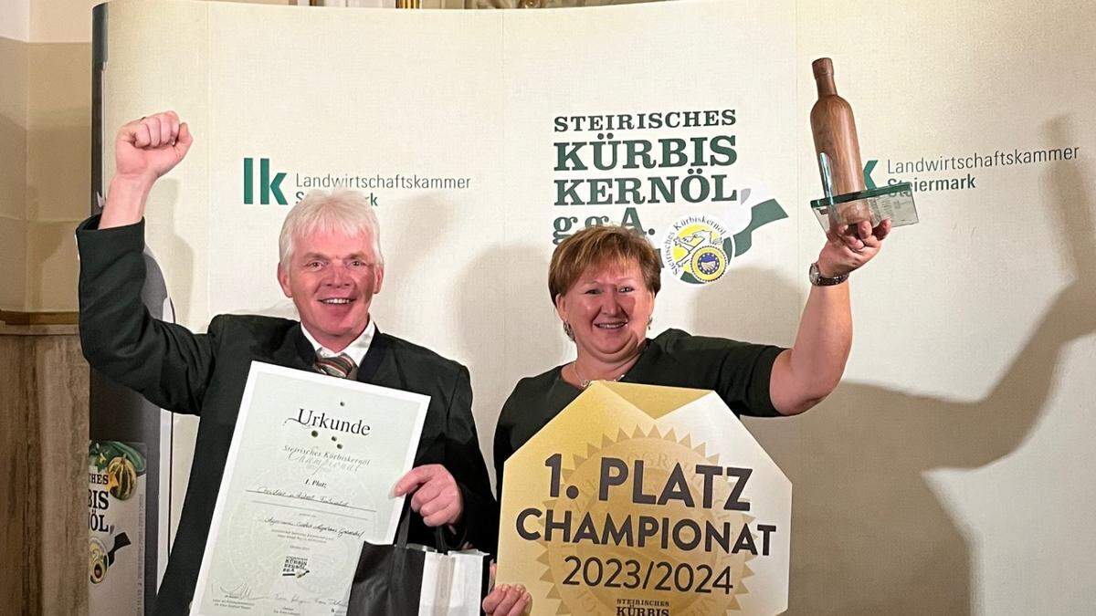 Robert und Christine Faßwald sind Kürbiskernölchampions 2023 | Robert und Christine Faßwald sind Kürbiskernölchampions 2023