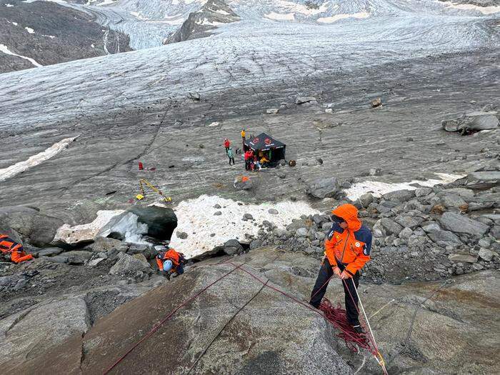 Die Bergung auf dem Obersulzbachkees erforderte enormen Aufwand