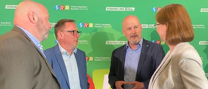 Mark Perz (Holding Graz Linien), ÖBB-Regionalmanager Peter Wallis, Westbahn-Chef Thomas Posch und GKB-Geschäftsführerin Barbara Kleinert am 4. Tag der steirischen Öffis