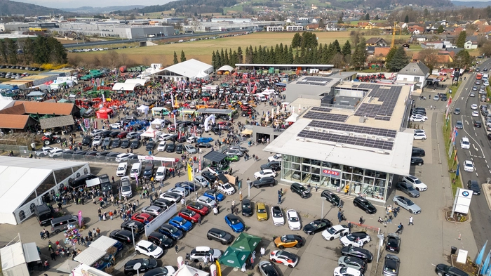 Zum 114. Mal hieß es: „Herzlich willkommen beim Markt in Lebring.“ Traditionell eröffnete eine Heilige Messe am Sonntag um 8.30 Uhr im Festzelt den Markt. Danach spielten die Trachtenkapelle Lebring-St. Margarethen und weitere Musikgruppen zum Fest auf.