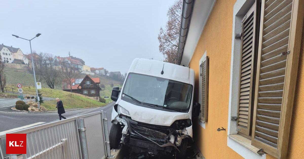 Von-der-Stra-e-abgekommen-Kleintransporter-fuhr-gegen-Haus