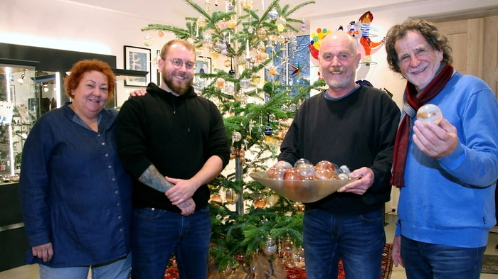 Das Kainacher Künstlerpaar Renate und Fritz Prehal lädt auch heuer wieder zum traditionellen „Gläsernen Advent“ in das Werkhaus nach Kainach.