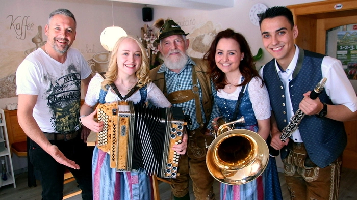 Die musikalischen Sonntag-Nachmittage im Landcafé Kern in Afling (Gemeinde Bärnbach) erfreuen sich großer Beliebtheit und ziehen Besucher von nah und fern an.