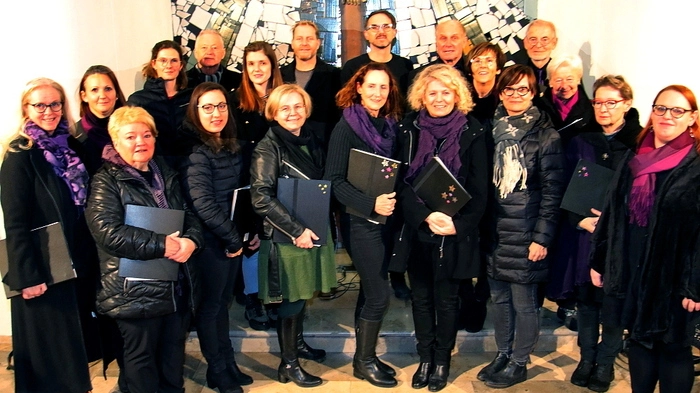 Bereits Tradition hat das Adventkonzert, zu welchem der Singkreis St. Barbara mit Obfrau Maria Spitzer und Chorleiterin Barbara Wildberger in die Stadtpfarrkirche Bärnbach einlädt.