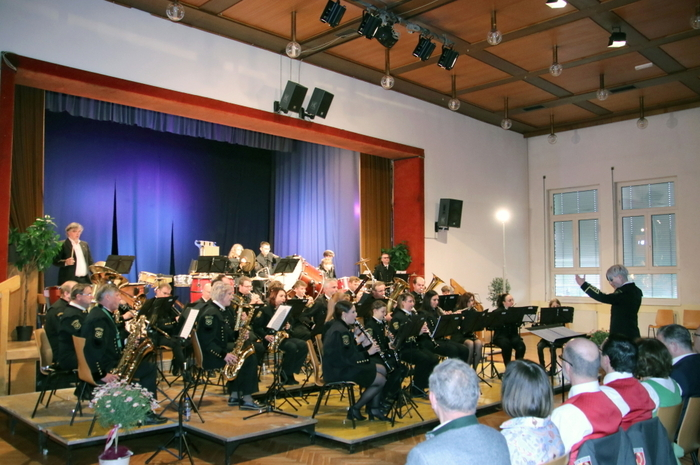 Durch das Programm führten in charmanter Weise Alexandra Riemer und Brigitte Jandl.
