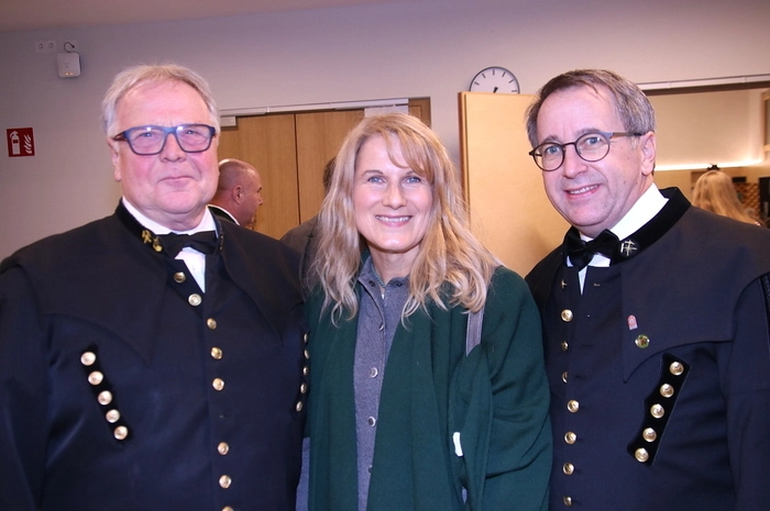 Obmann Lechner freute sich, den Präsidenten der Bergkapelle Rosental, Franz Schriebl, Bürgermeister Johannes Schmid, seine Vize Martina Weixler, Gemeindekassier Thomas Langmann, Bundesrätin Elisabeth Grossmann, Blasmusik-Bezirksobmann Johann Edler sowie zahlreiche Abordnungen von Blasmusikkapellen begrüßen zu können.