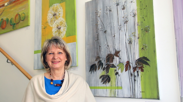 „Bunte Vielfalt“ – so lautet der Titel einer Ausstellung von Werken der Künstlerin Christine Rösl, welche derzeit im Gemeindeamt von Maria Lankowitz läuft.