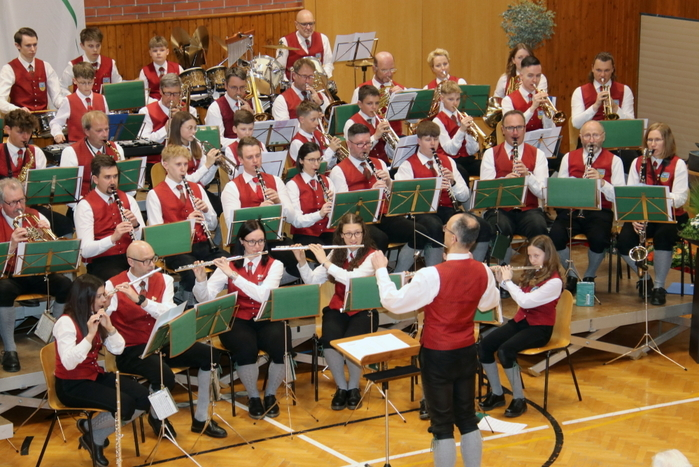Durch das Programm führten Sonja Pichler und Günter Kosmatsch.  