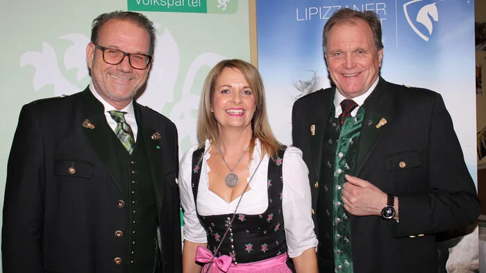 Bürgermeister Erwin Dirnberger und sein Team der ÖVP Söding-St. Johann organisierten auch dieses Jahr den traditionellen Steirerball mit einem abwechslungsreichen Programm.