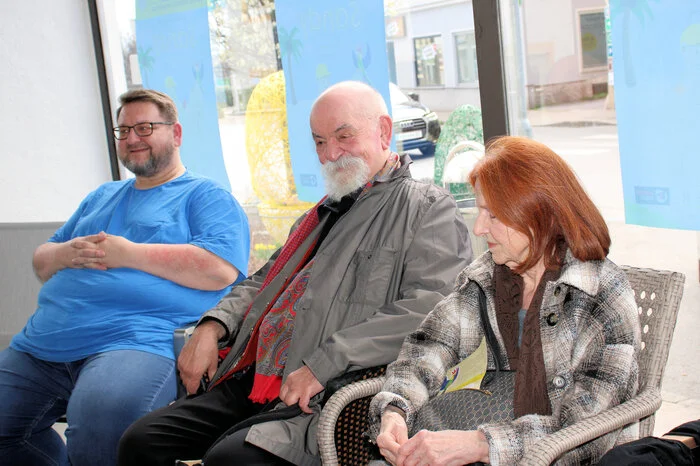 Unter den Besuchern waren Künstler Nicolaus Trnka-Strasnitzky, Musikschuldirektor Gernot Kollmützer und Gerhard Puffing, Obmann von der Gestütskapelle Piber.