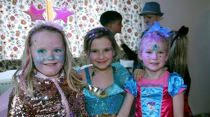 Bunte Masken, viel Spaß, lustige Spiele und eine Kinder-Disco, das gab es beim Kindermaskenfest, zu dem die Marktgemeinde Maria Lankowitz unter Bürgermeister Kurt Riemer in das Gasthaus Wiendl in Kemetberg lud.
