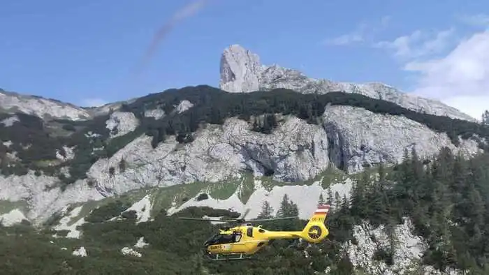 Hubschrauber- und Bergrettungseinsatz unter dem Sturzhahn auf der Tauplitzalm