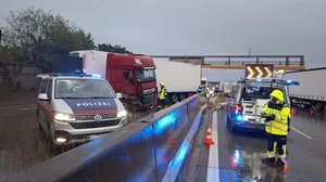 Auf regennasser Fahrbahn passierte in Seiersberg-Pirka der Unfall 