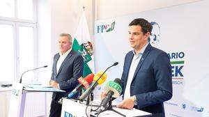 FPÖ-Spitzenkandidat Hannes Amesbauer (re.) präsentierte gemeinsam mit Landesparteiobmann Mario Kunasek freiheitliche Wahlkampfthemen