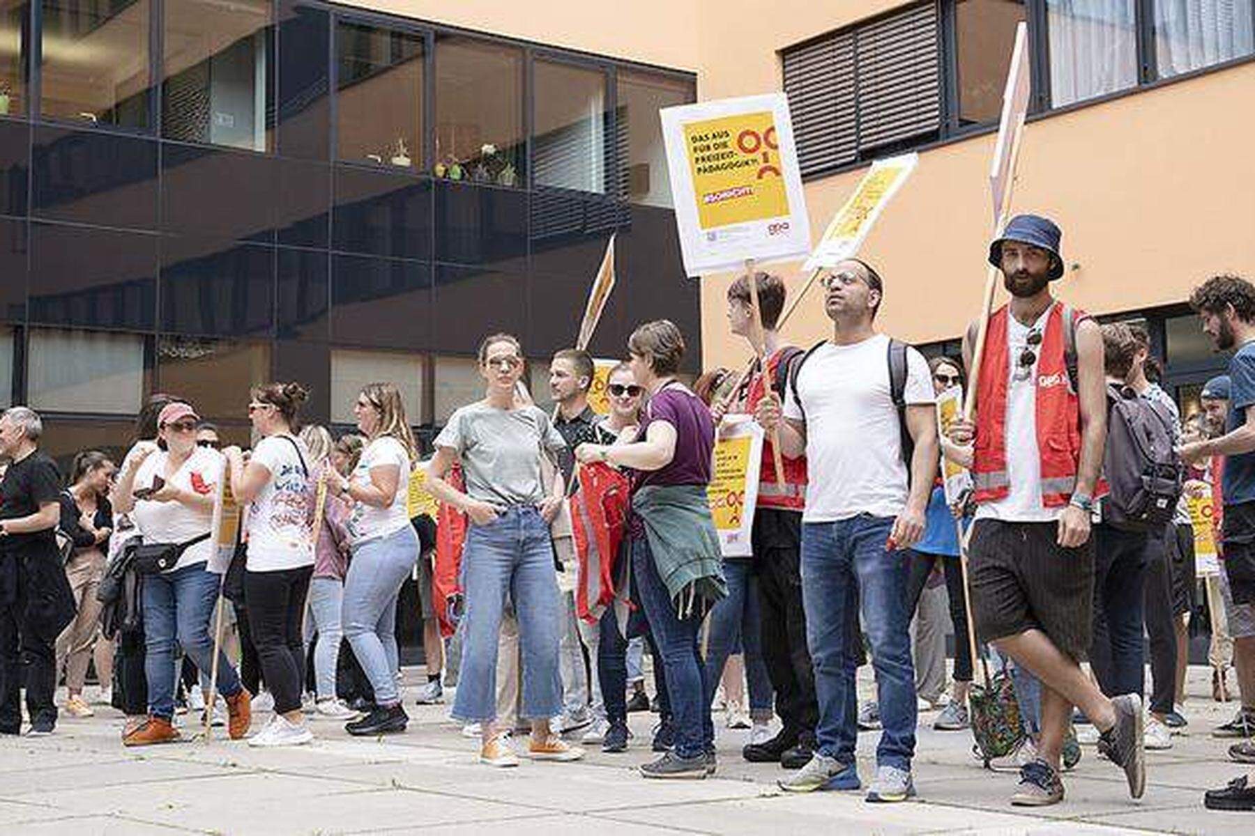 Umstrittener Gesetzesentwurf: Freizeitpädagogen drohen im Mai mit Streik