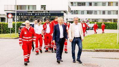Kein Notfall, ein gemeinsamer Termin: Spitzenkandidat Reinhold Lopatka mit LH Christopher Drexler (ÖVP) in Hartberg