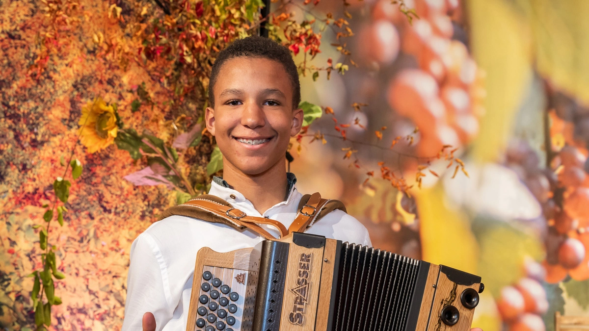 Der Gewinner des „Steirischen Harmonikawettbewerbs 2024“: Philip Pscheidt (13) aus Weiz