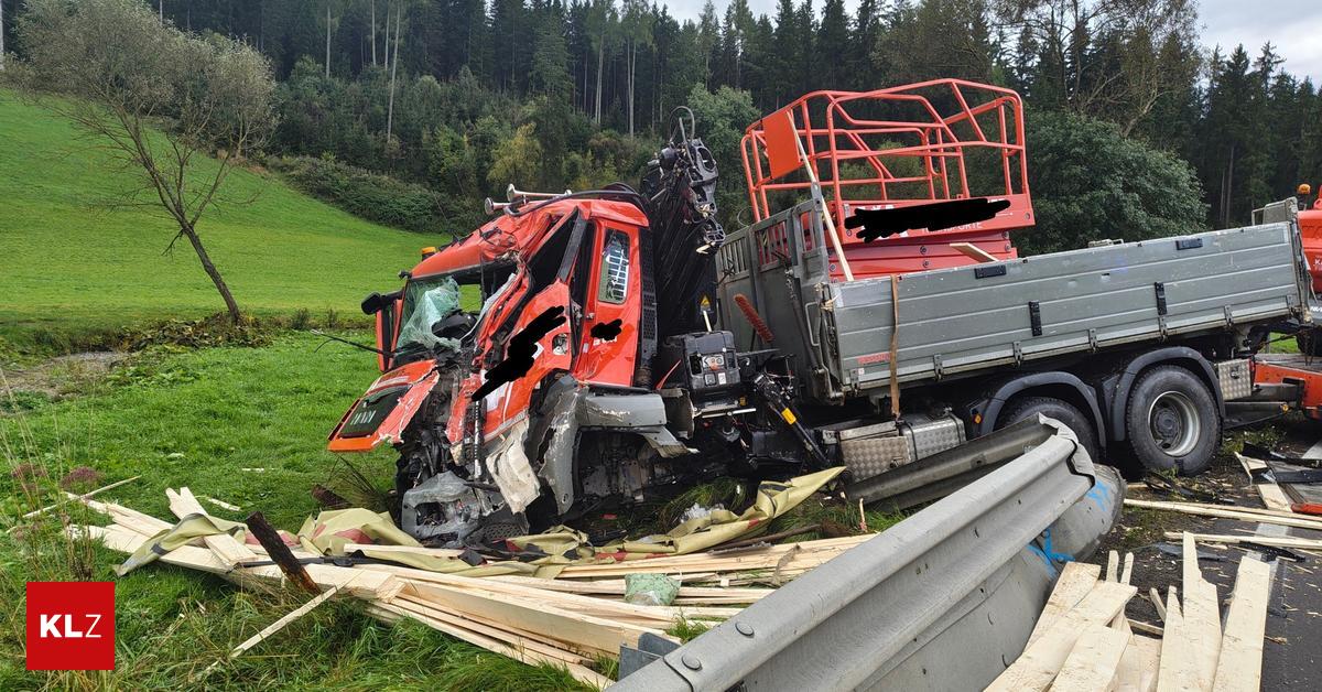 Unfall-in-Neumarkt-Lkw-kollidierte-mit-Laster-auf-nasser-Fahrbahn