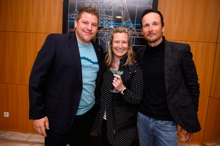 Christian Riedel, Elisabeth Puschan und Gravel-Biker Johnny Hoogerland