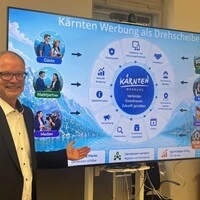 Kärnten Werbung-Chef Klaus Ehrenbrandtner bei der Präsentation der neuen Aufgaben im Büro der Kärnten Werbung in Klagenfurt
