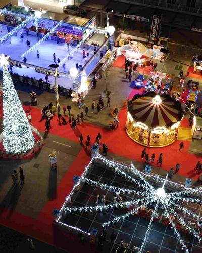 In der Adventzeit locken in Jesolo zwei Plätze speziell Jungfamilien an