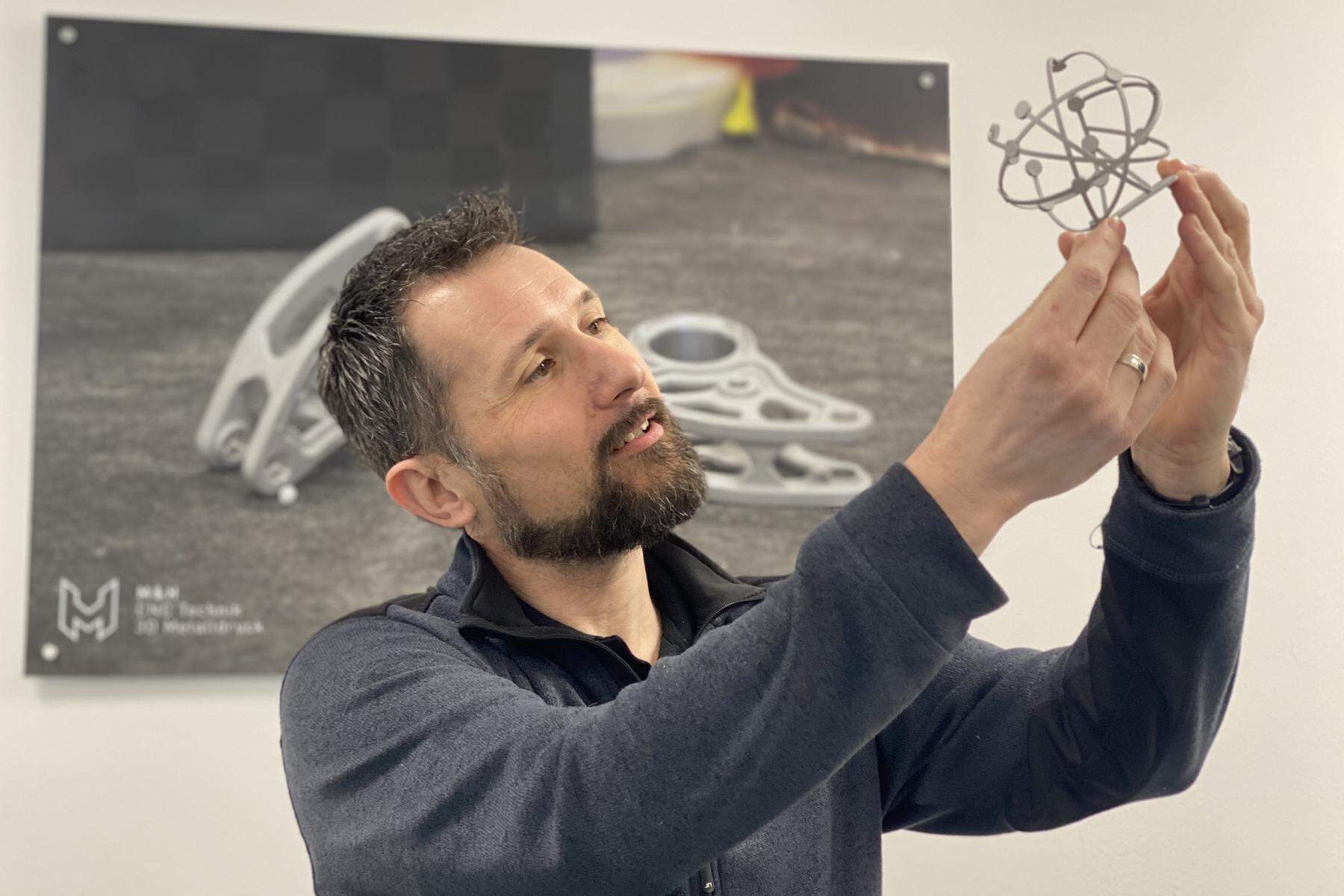 Größter Auftrag der Firmengeschichte : Ilzer 3D-Druck-Profis liefern Turbinenschaufeln nach Texas