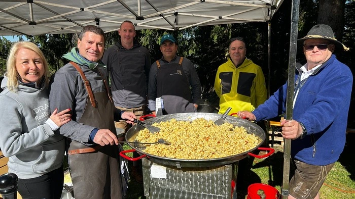 Fürs zünftige Almessen sorgte das Kindberger Salito-Team