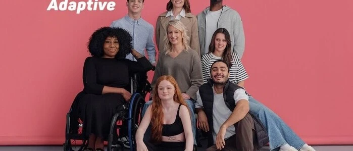 Primark-Werbesujet für adaptive Kleidung mit Magnetverschlüssen und angepassten Schnitten