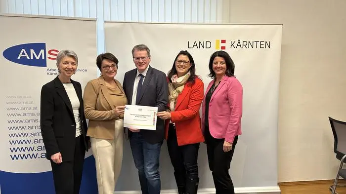 Gaby Schaunig, Beate Prettner, Peter Wedenig, Sara Schaar und Katja Tengg (von links nach rechts)