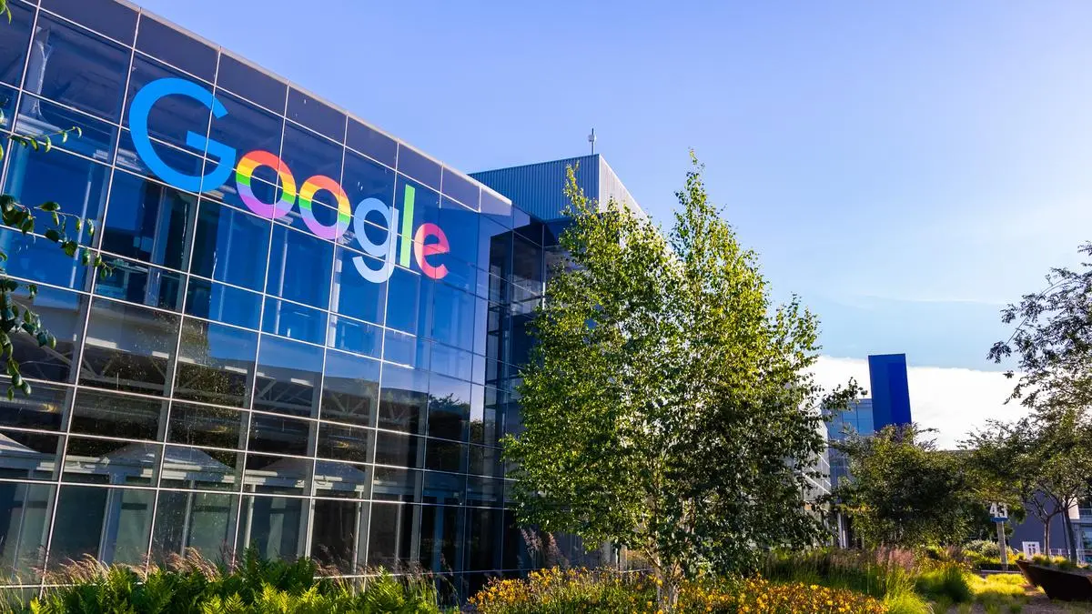 June 8, 2019 Mountain View / CA / USA - Google office building in the Company's campus in Silicon Valley; The "double o's" of the logo are decorated in rainbow colors in honor of LGBTQ Rights