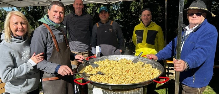 Fürs zünftige Almessen sorgte das Kindberger Salito-Team